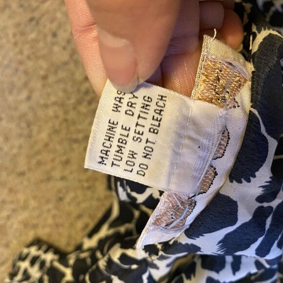 VTG 80s JORDAN WOMAN BUTTON UP SHIRT SIZE 9/10 BLACK WITH LEOPARD PRINT SILKY - Picture 5 of 11